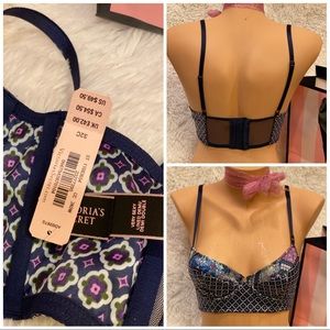 VICTORIA SECRET VERY SEXY  BRA
New with tags 
32c